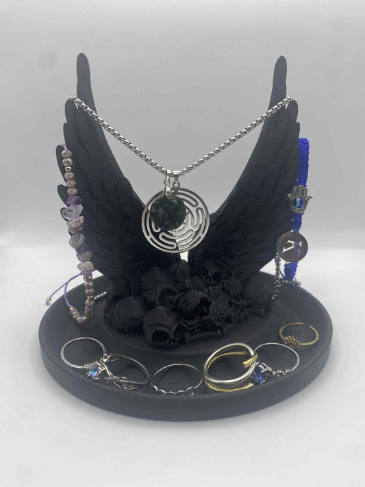 Alternative dark jewelry organiser