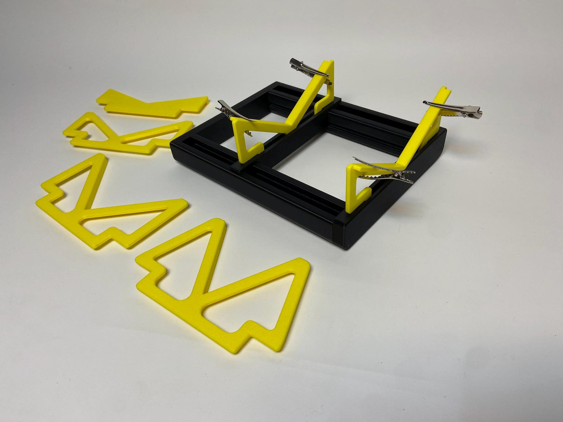 Stained Glass Prism Jig: 3D Soldering Fixture for Prismatic Shapes