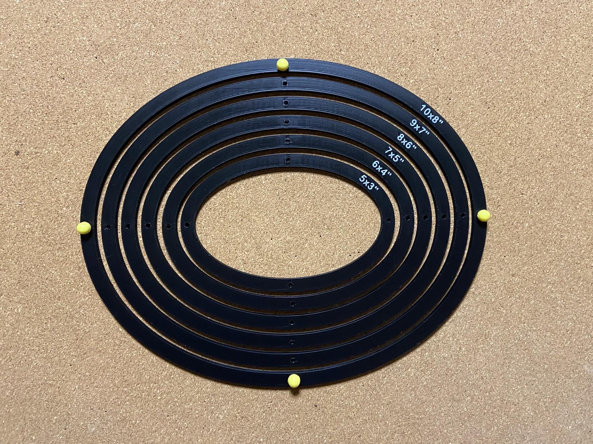 Stained glass layout jig solder frame