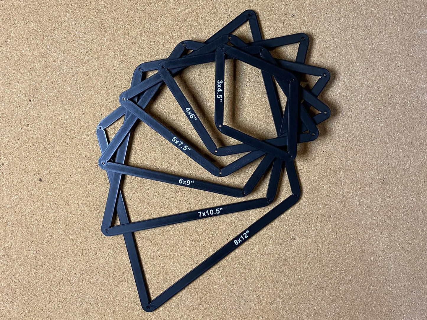 Stained glass layout solder jig