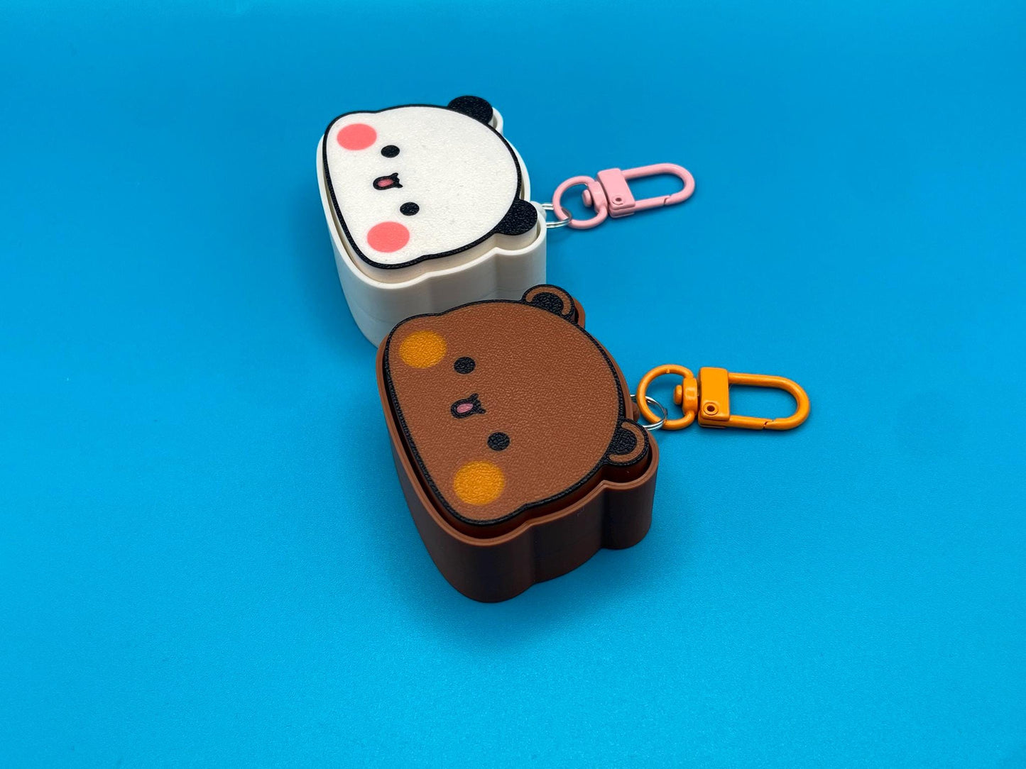 Bubu Dudu Fidget Clicker Keychain Gift for Couples Panda Bear Keyring Peach Goma Cute Couple Keyboard Clicker Toy Stress Relief